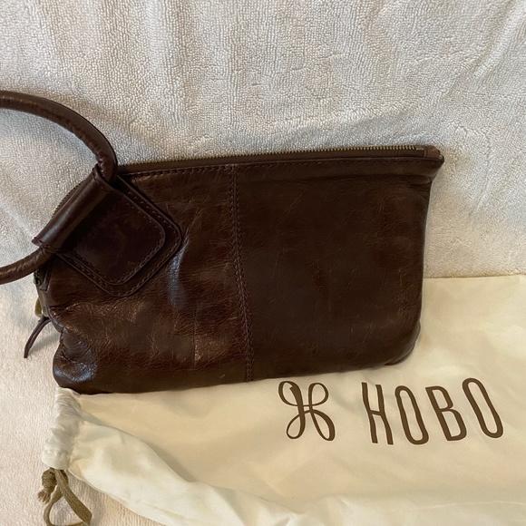 HOBO Handbags - HOBO Sable Clutch/Wristlet